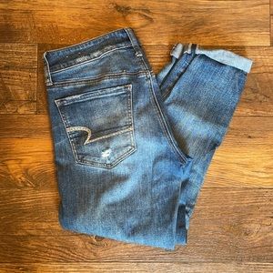 American Eagle Distressed Tomgirl Jeans